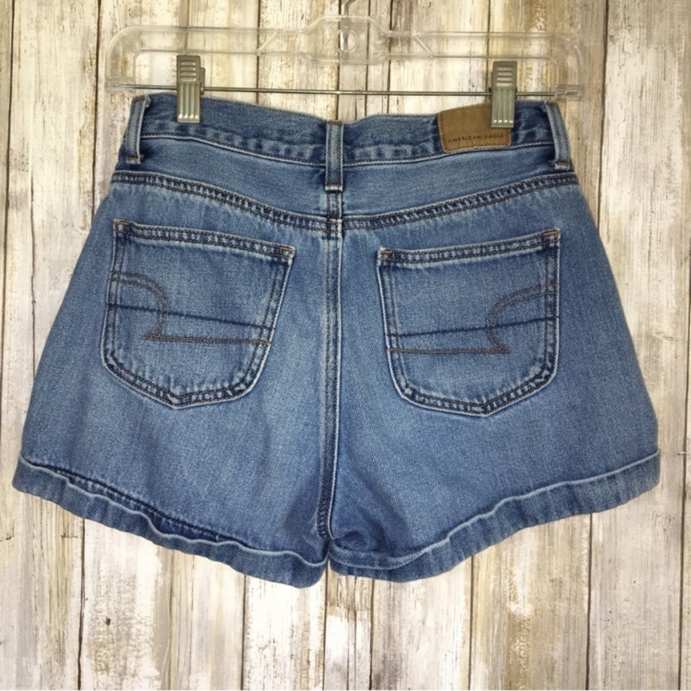 American Eagle Medium Wash Denim Mom Shorts - Picture 4 of 8